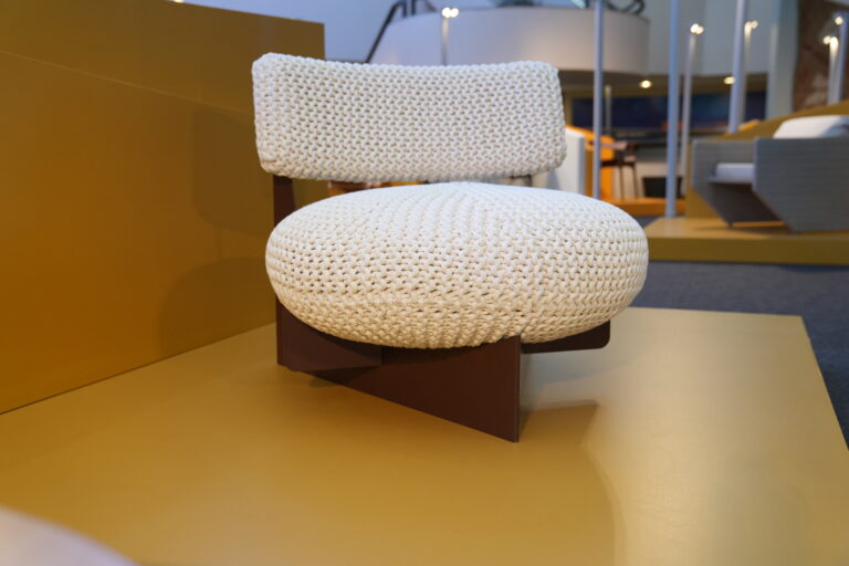 3º lugar — Mobiliário de Fabricação Artesanal | Poltrona Terra — Pedro Luna | Estúdio Pedro Luna