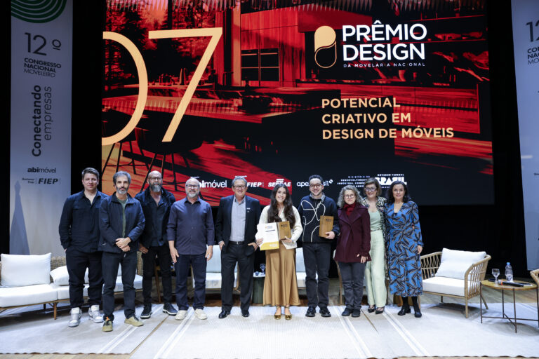 Finalistas 1º Premio Design da Movelaria Nacional - 12º Congresso Nacional Moveleiro 97
