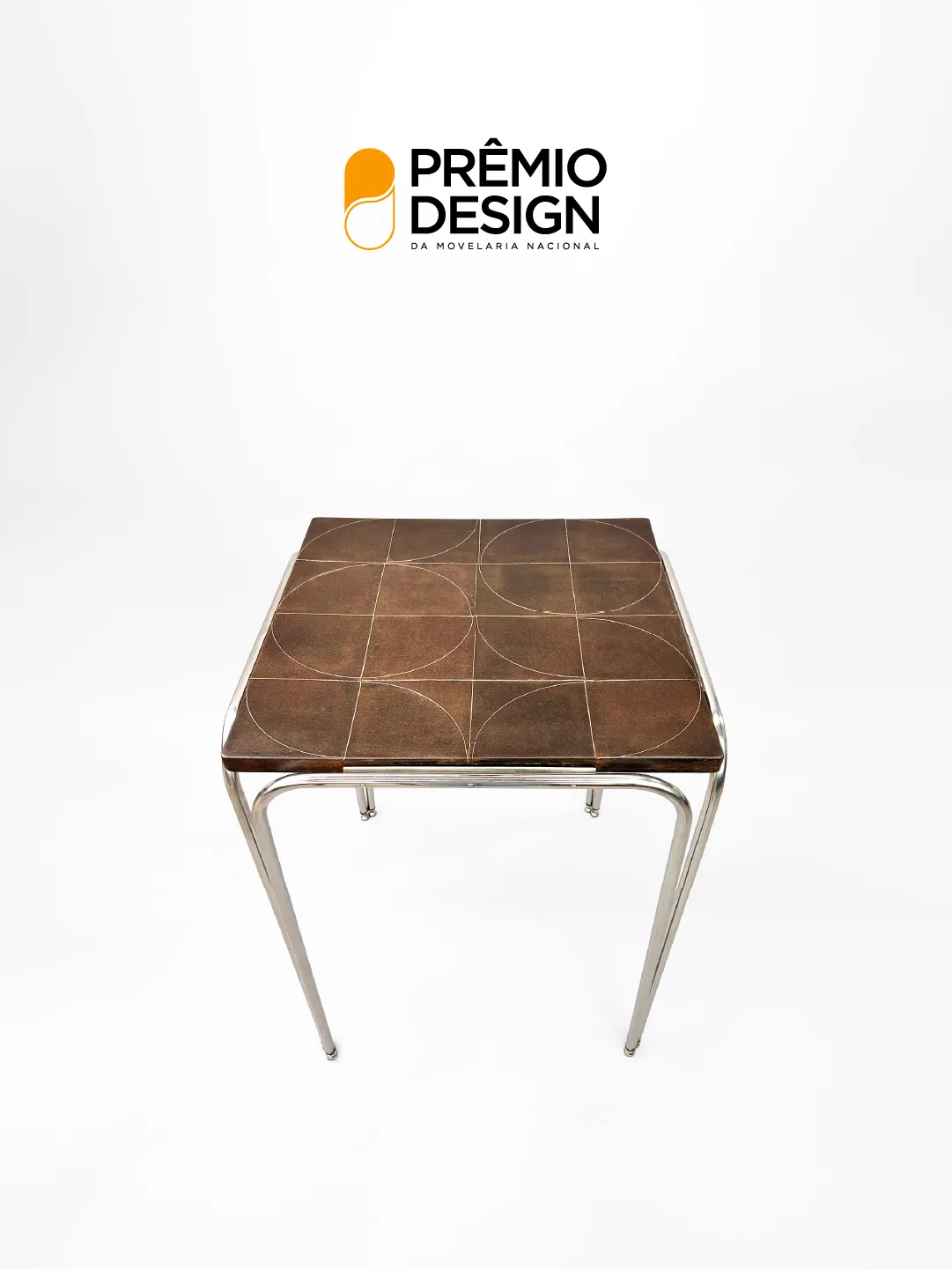 Mesa Torrô: Mobiliário Sustentável feito de Borra de Café